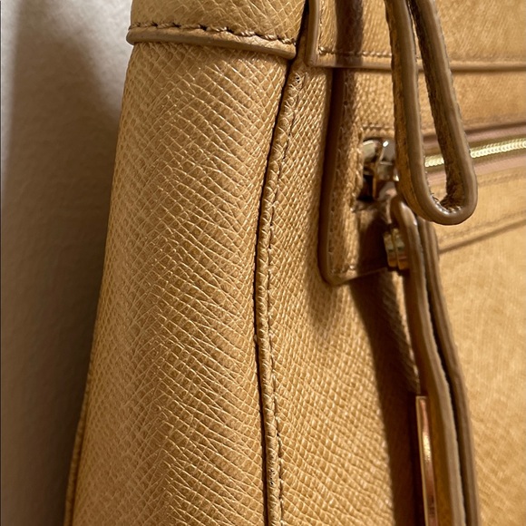 Saks 5th Ave Black Label Crossbody Bag - Picture 3 of 11